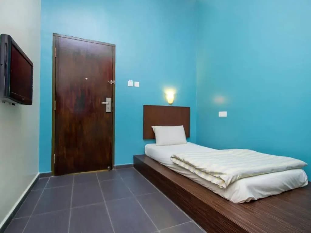 Ample Hotel - photo 7