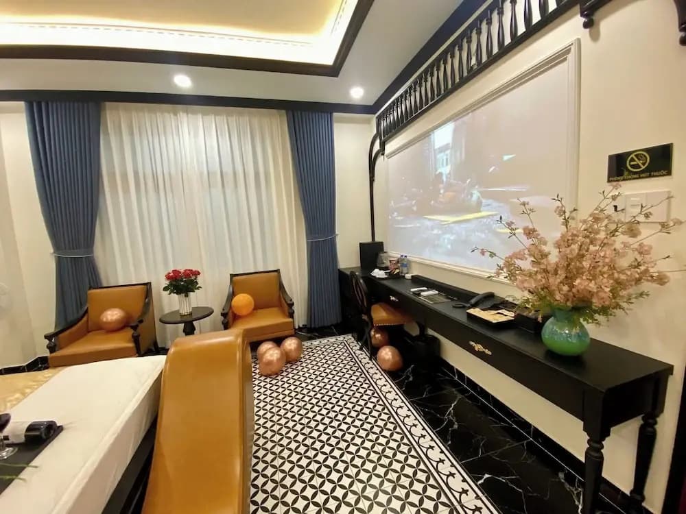 Luxury Place Hotel - photo 2