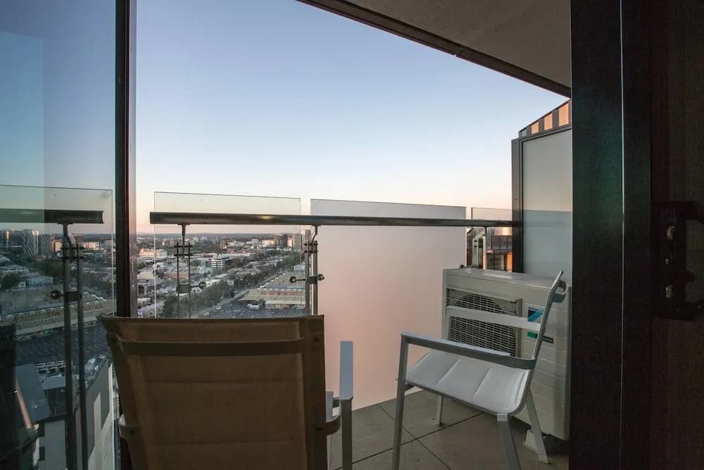 Sweet Apartment At Centro Melbourne - photo 6