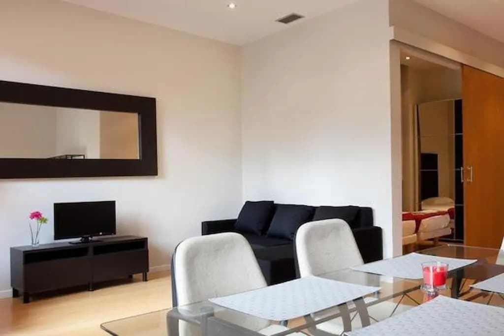 Modern Quiet Flat With A Large Balcony - photo 9