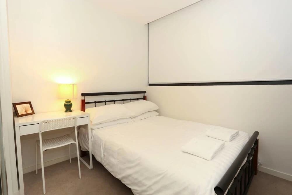 2 Bedrooms 2 Bathrooms Opposite Melbourne Central - main photo