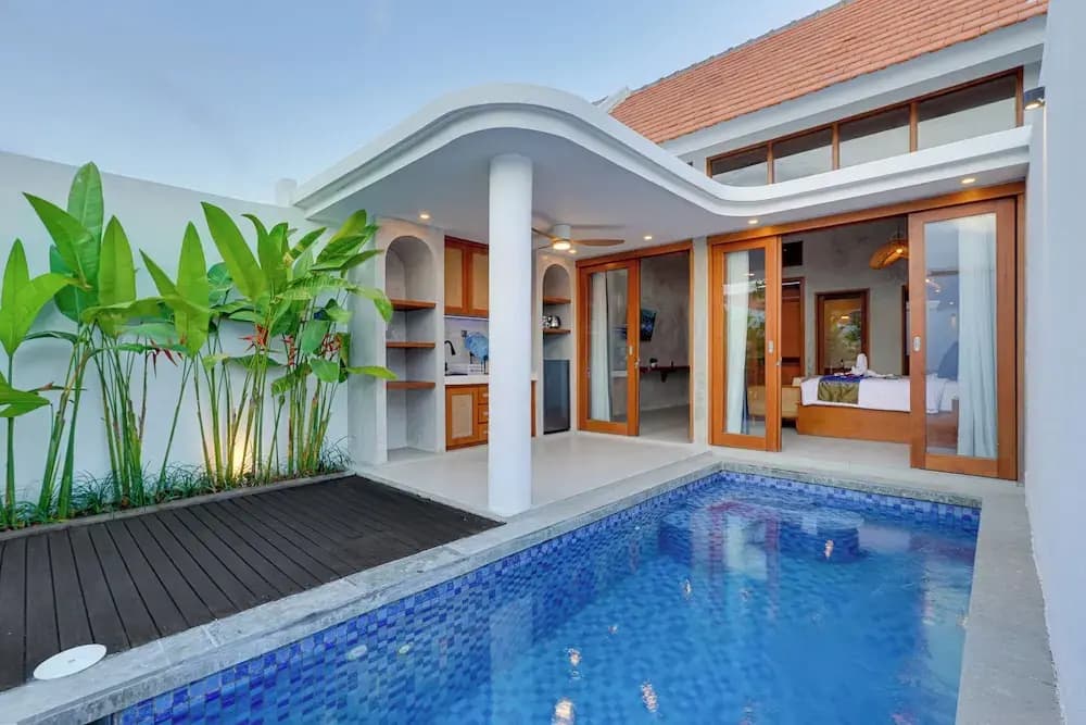 LaLuxe Villa and Residence - photo 46
