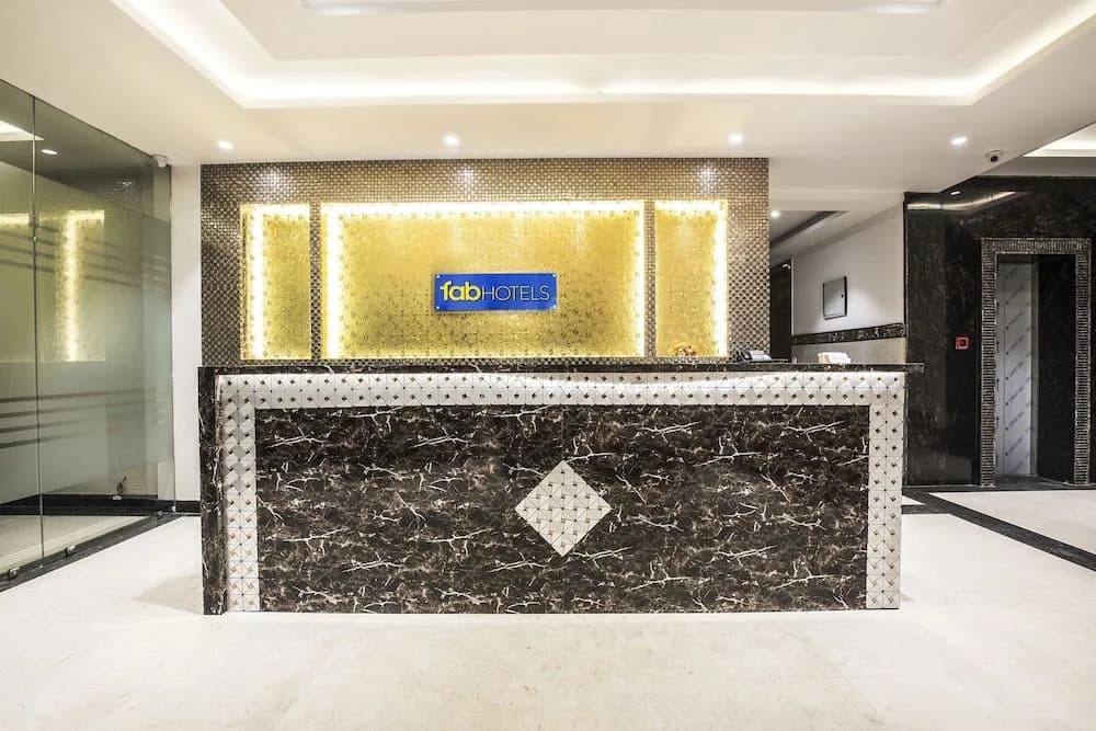 FabHotel GRD Suites - photo 1