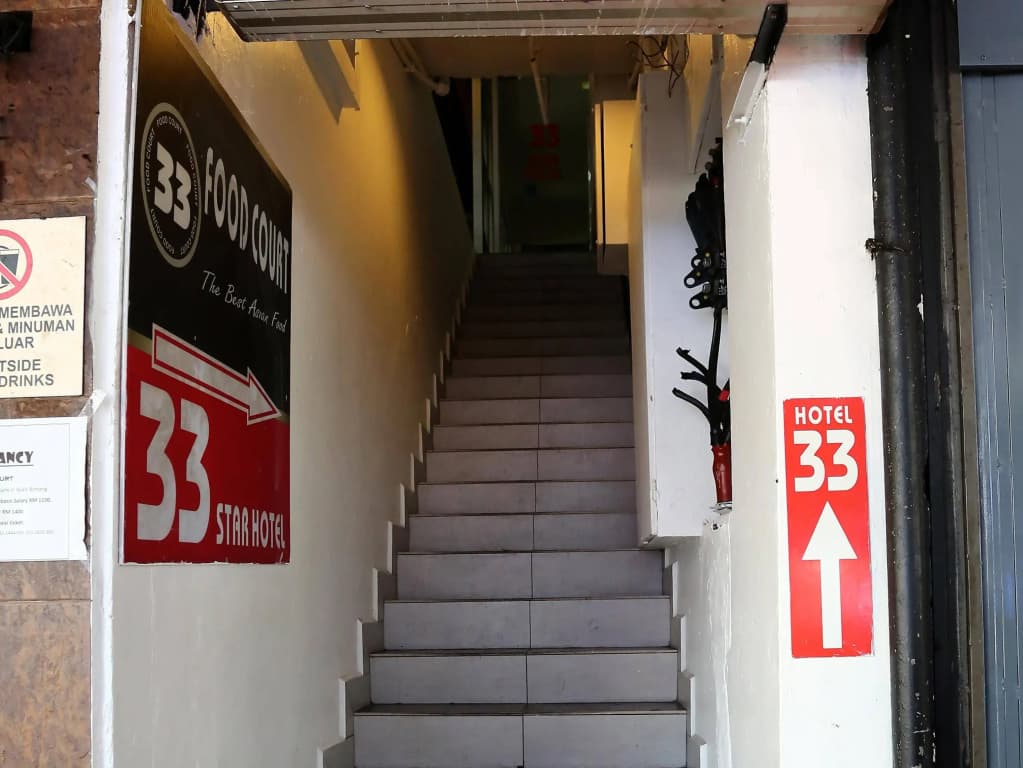 33 Star Hotel by The Sqwhere - photo 1
