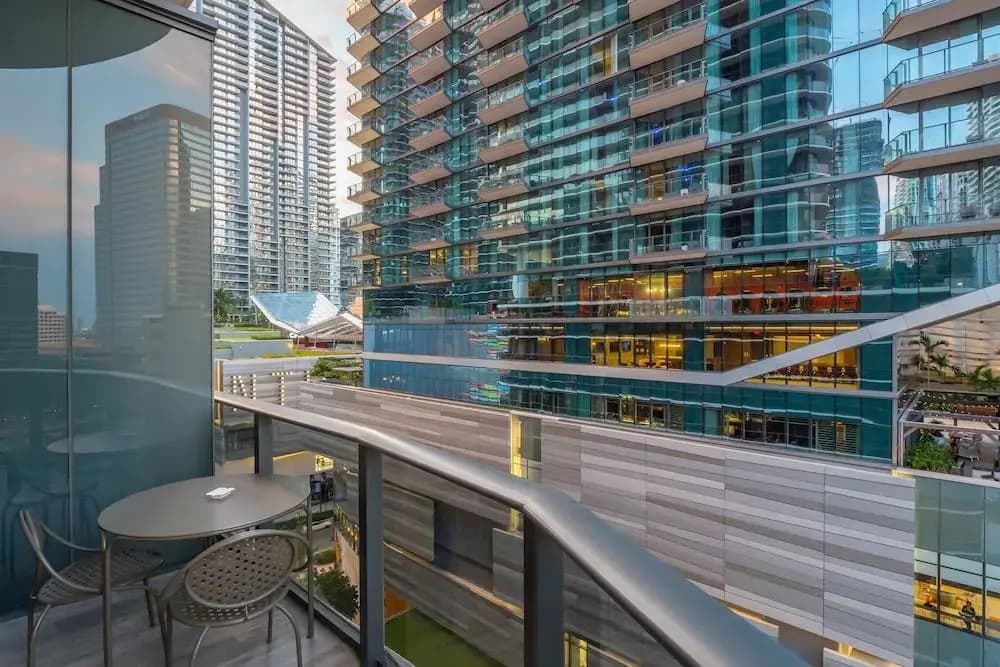 Suites at SLS LUX Brickell managed by CE - photo 24