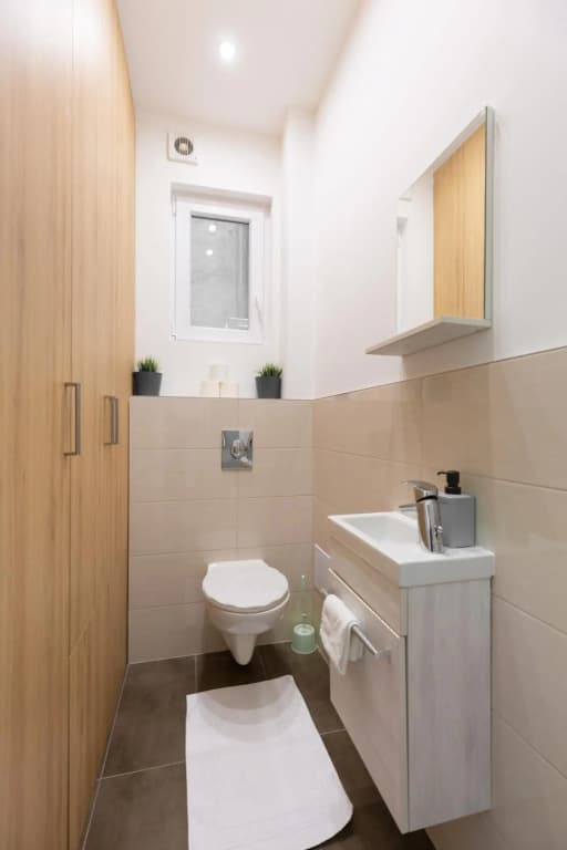 Lovely 2-bedroom apartment at the Vaci Street - photo 17