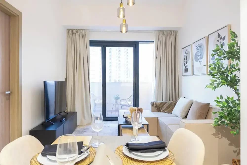 Classic 1BR In Azizi Riviera Meydan - photo 1