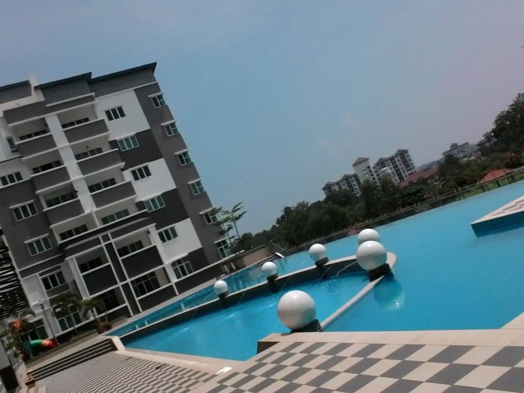 D'Embassy Serviced Residence Suites - photo 13