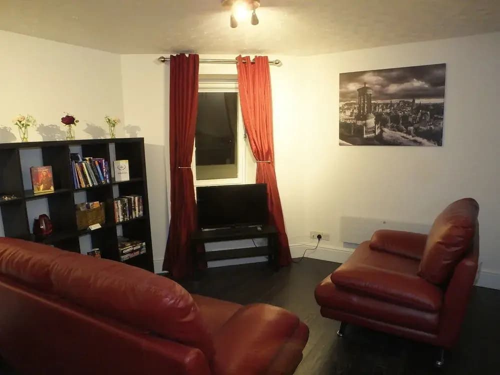 Edinburgh Pearl Apartments - Lochrin Place - photo 4