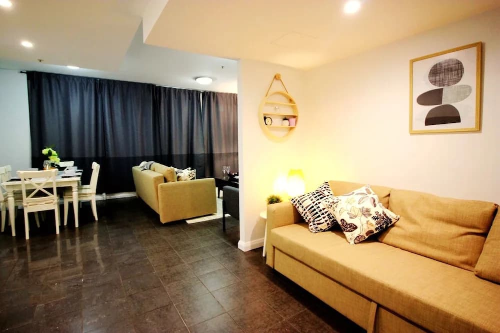 Spacious Apartment Central Location - photo 1