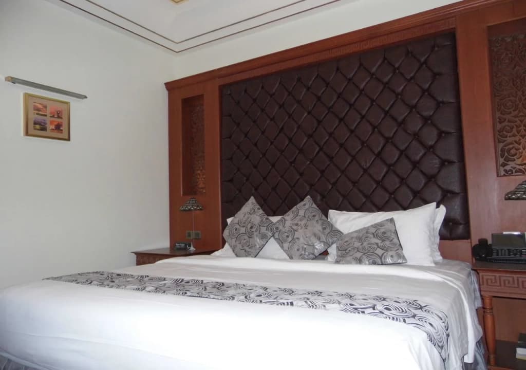 Platinum Hotel - photo 5