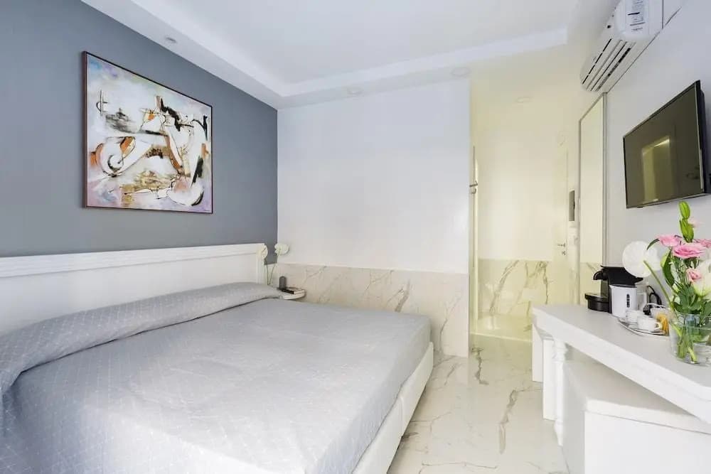 Hotel Little Aurelius - photo 30