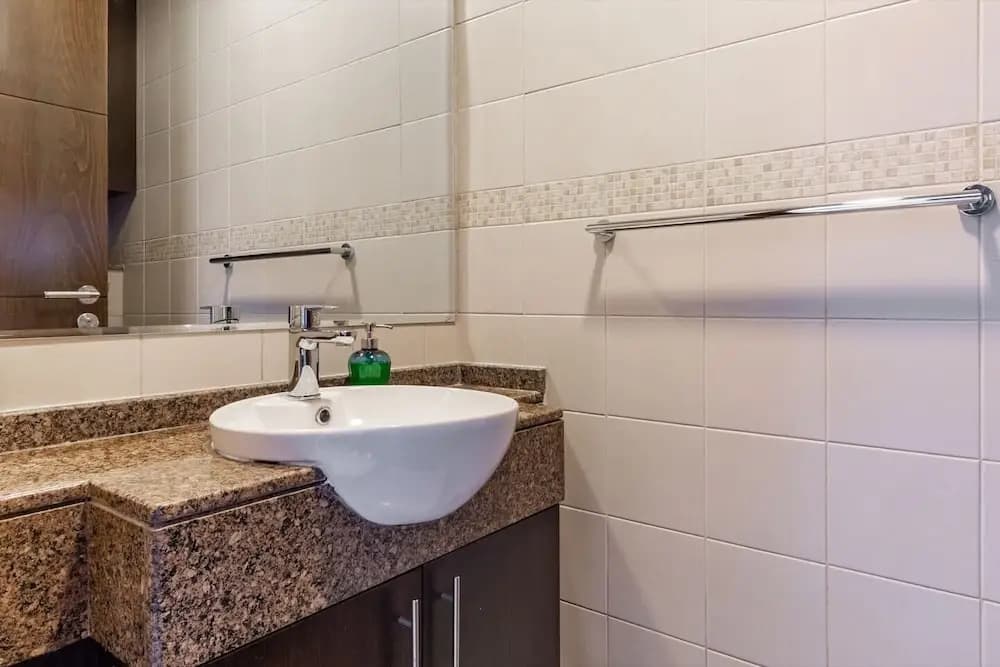 Flashy & Vibrant 1BR Apartment in Dubai Marina! - photo 7