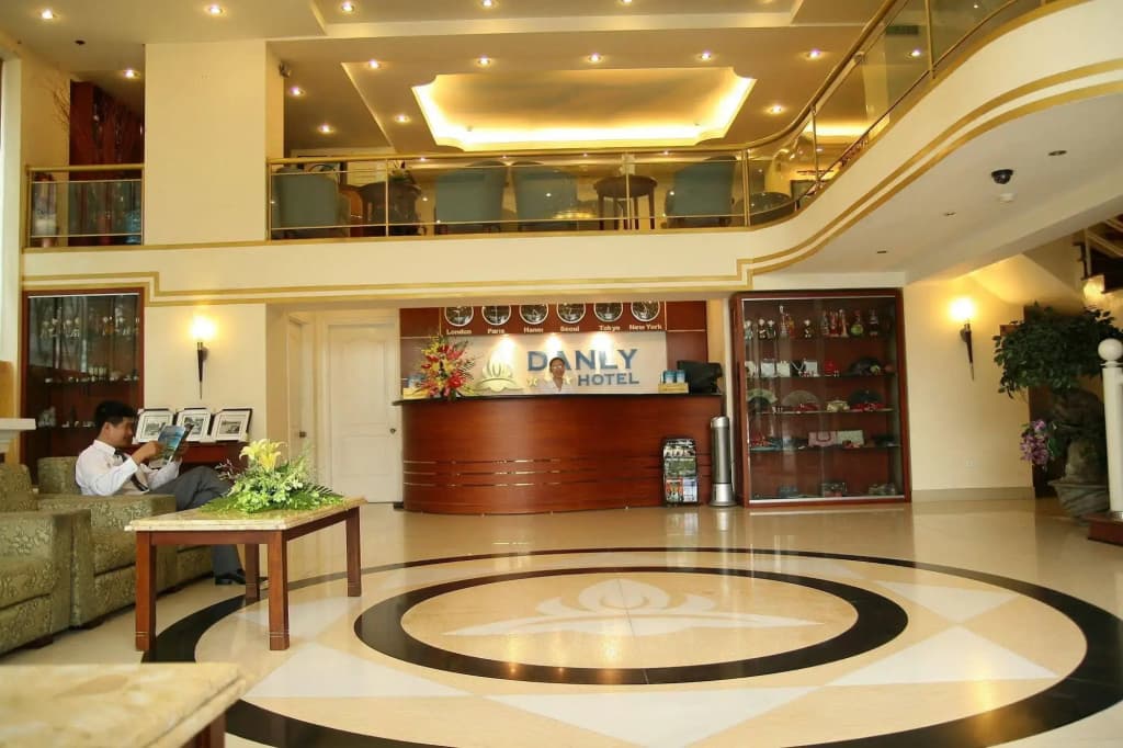 Danly Hotel - photo 2