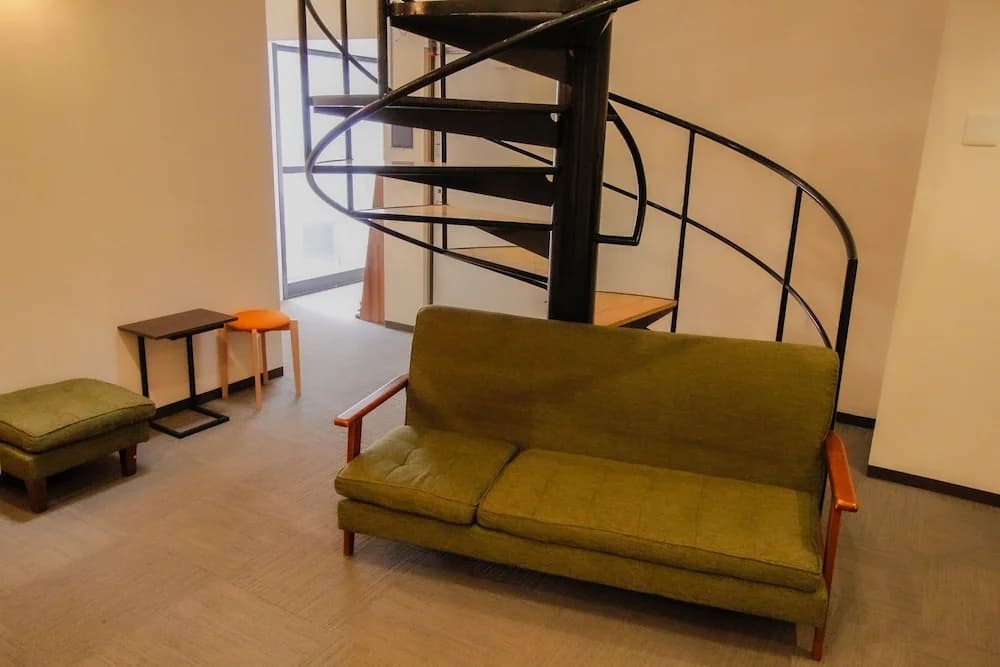 bnb+ Namba - Hostel - photo 9