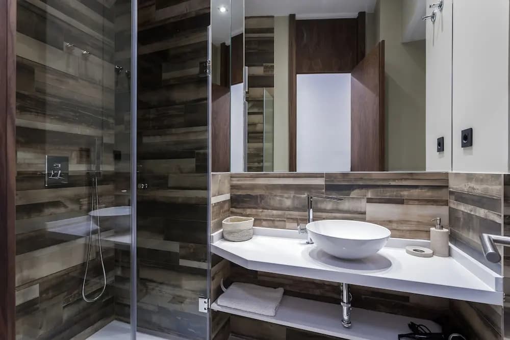 DOBO HOMES GRAN VIA lV APARTMENT - photo 10