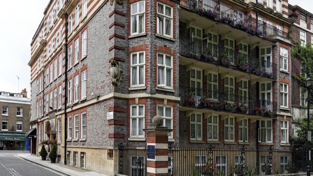 Rochester Hotel by Blue Orchid - photo 1