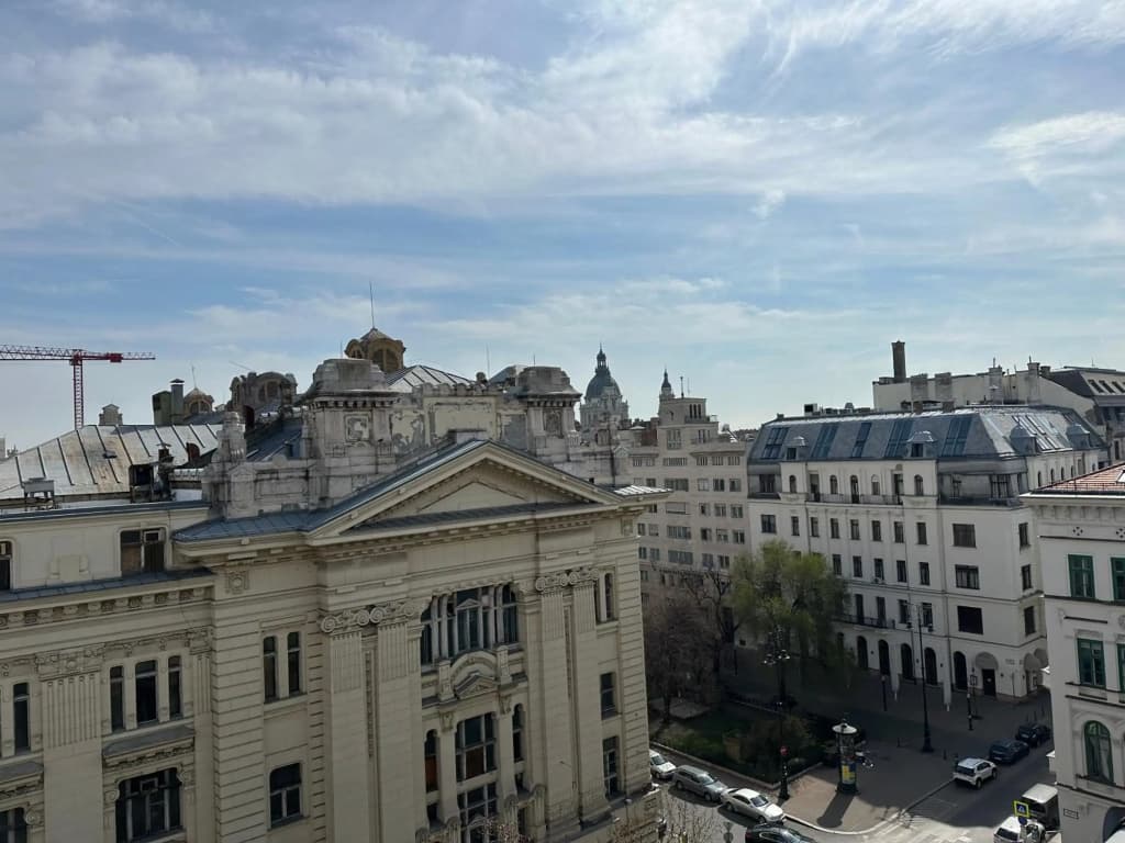 Rooftop Coffee by Parliament - photo 1
