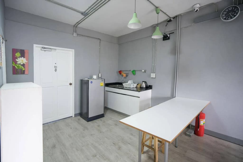 OYO 437 Hostel Na Nara - photo 12