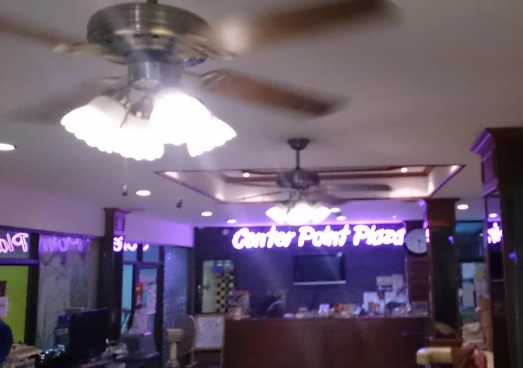 Center Point Plaza & Hotel - photo 15