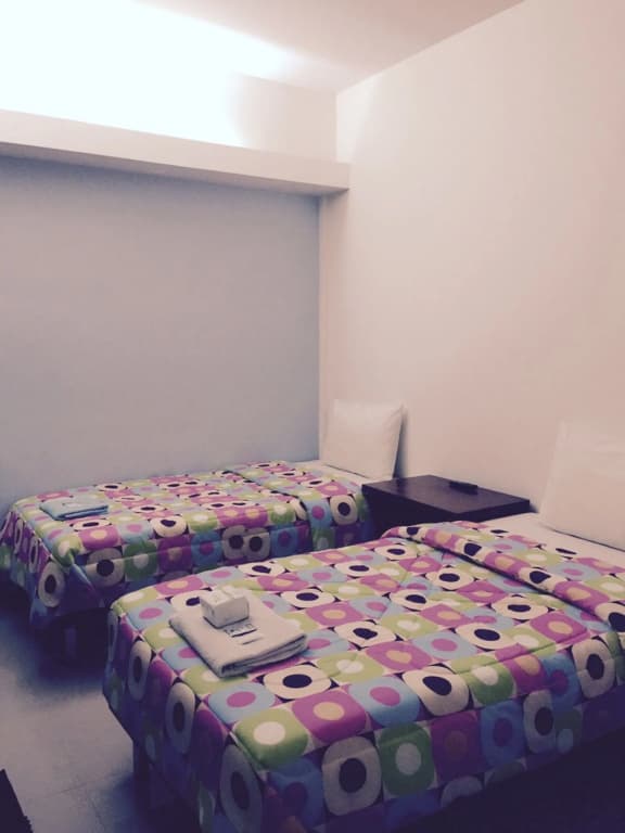 Nine Place Sukhumvit 40 - Hostel - photo 12