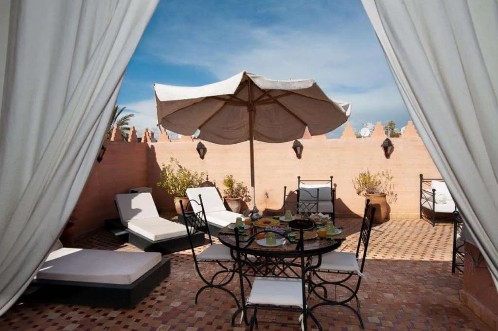 Riad Des Deux Palais - photo 17