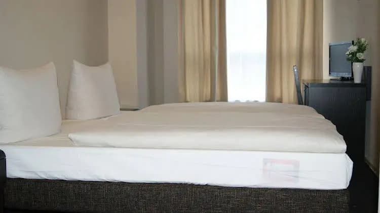 Saks Hotel Pension - photo 2