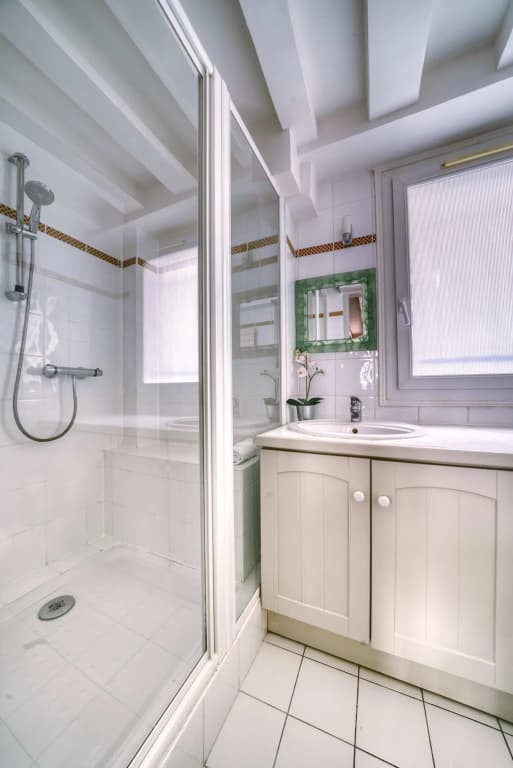 2066 - Saint Germain des Prés - Amazing Duplex - photo 8