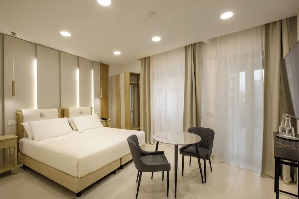 Cosmo Vatican Rooms - photo 2