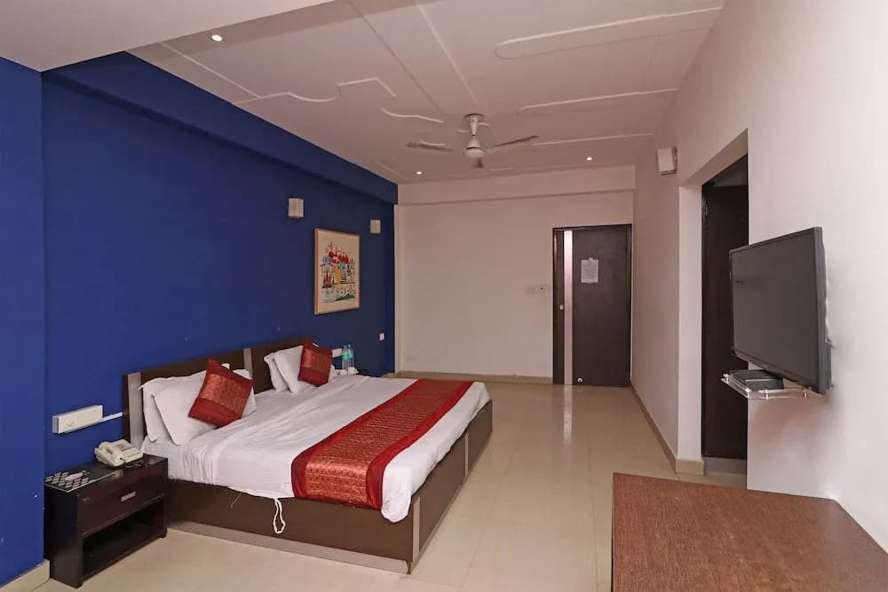Hotel Era Residency - photo 6