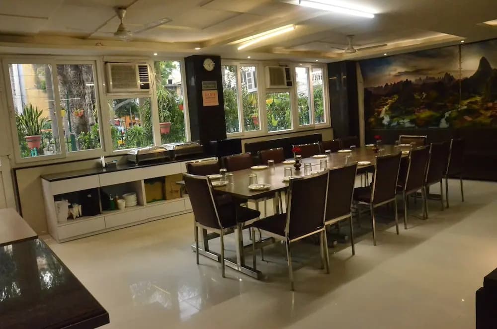Hotel Sopan Heights - photo 20
