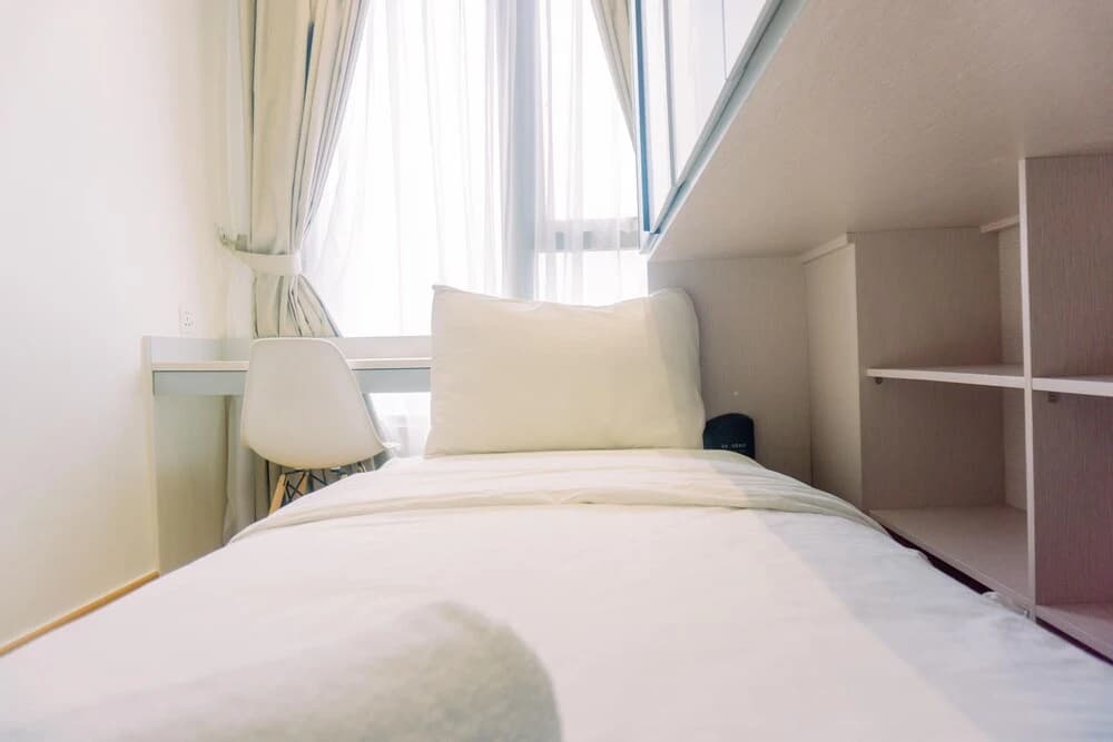 Comfort And Nice 2Br At Gold Coast Apartment - photo 4