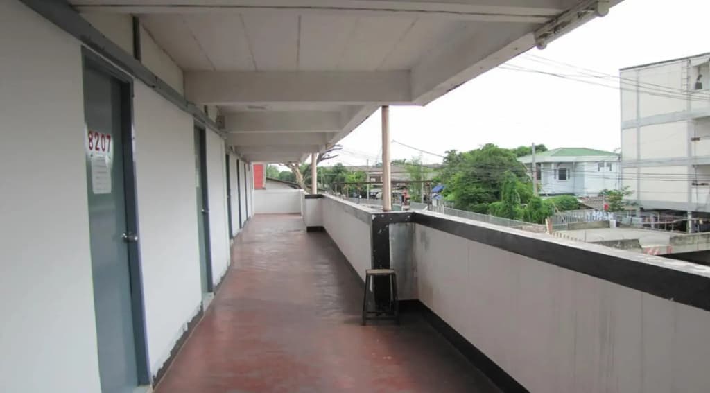 NR Guesthouse - photo 12