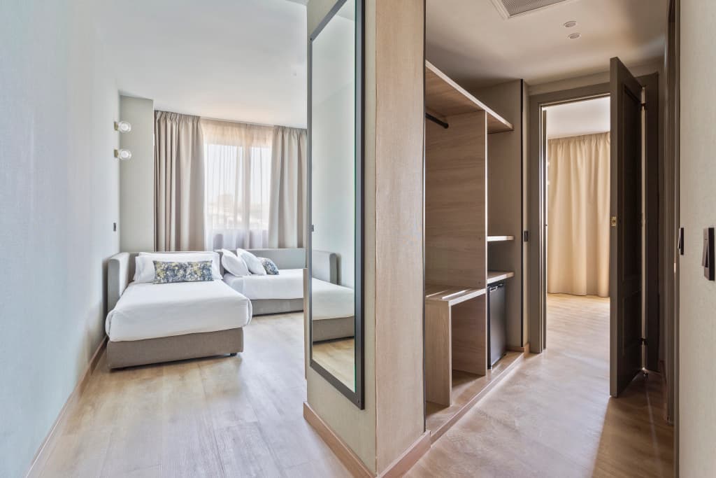 Hotel Acta Piramides - photo 4