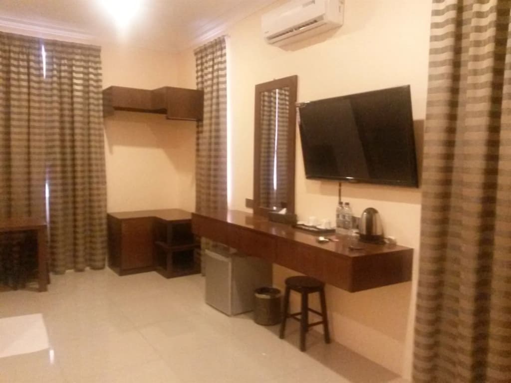 Tomato Hotel - photo 15