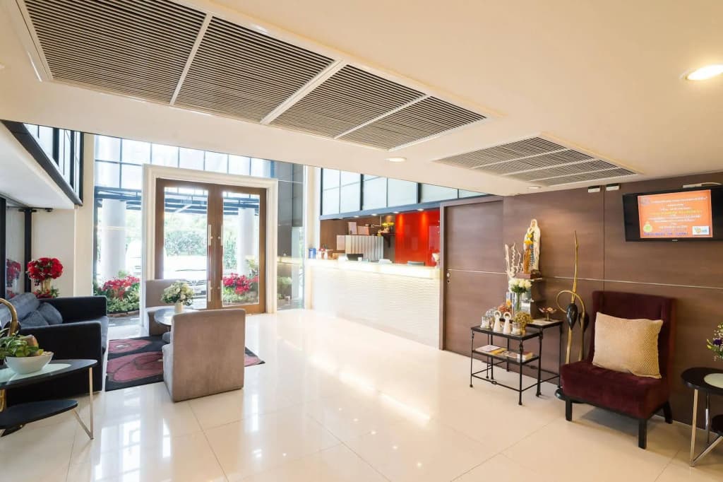 Beyond Suite Hotel - photo 23