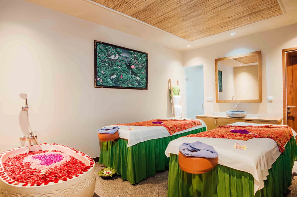 Kuta Puri Bungalows, Villas and Resort - photo 4