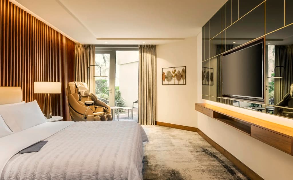Le Meridien Dubai Hotel & Conference Centre - photo 19