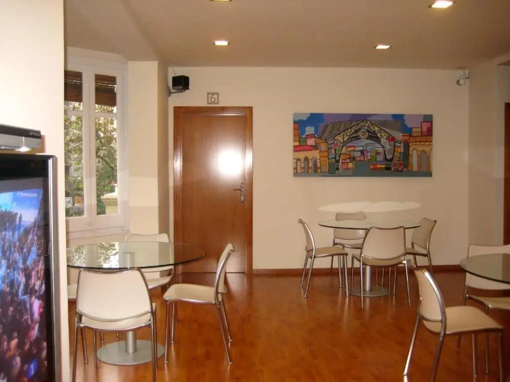 Hostal Madrazo - photo 12