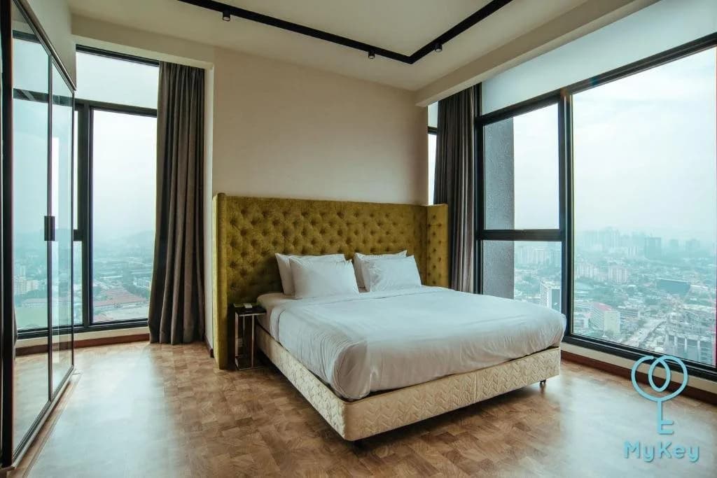 Expressionz Professional Suites by iHost Homes Global - photo 4