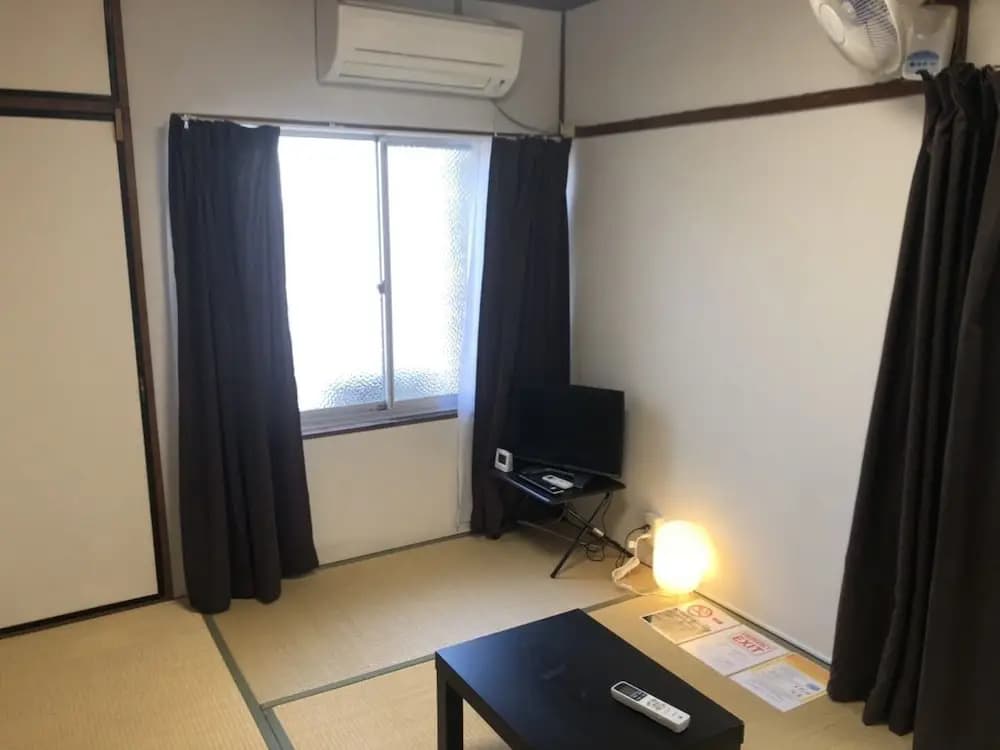 Tsukisocho Apartment - photo 2