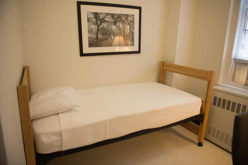West Side YMCA Hostel - photo 34