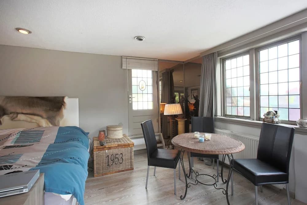 Amsterdam West Apartments - photo 5