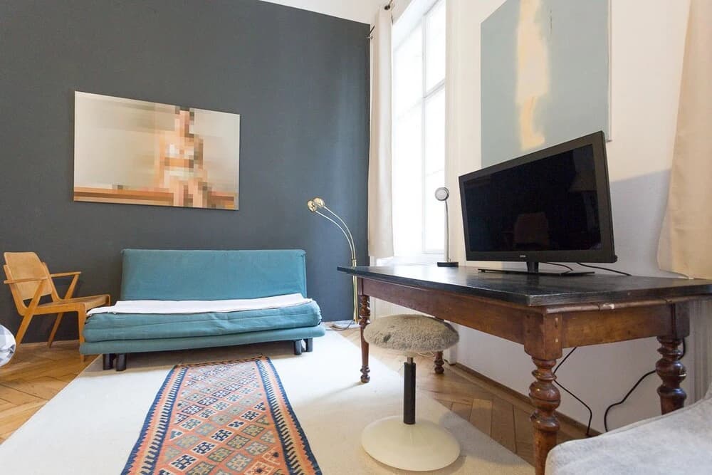 13th Century Apartment - photo 4