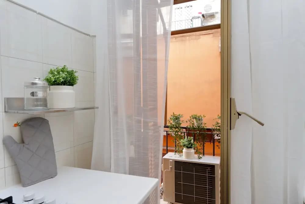 Urbana Apartment - photo 7