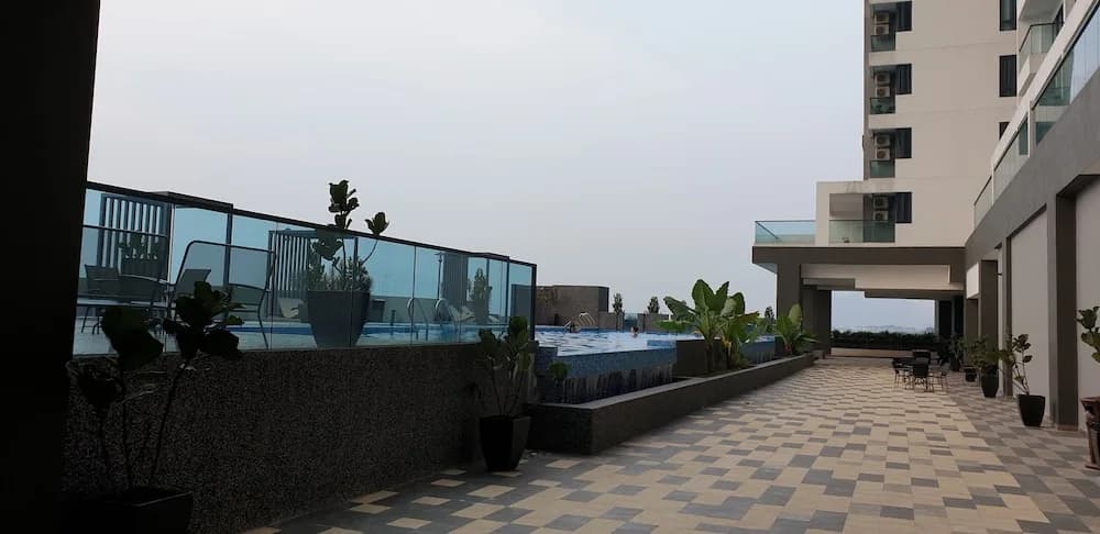MLH Deluxe Studio Suites @ Landmark Residence - photo 40