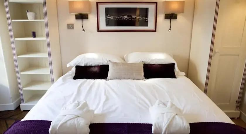 Luxurious apartment, near Louvre at the heart of Paris - photo 3