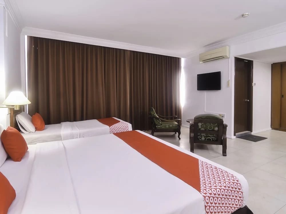 OYO 11342 Liwah Hotel - photo 7