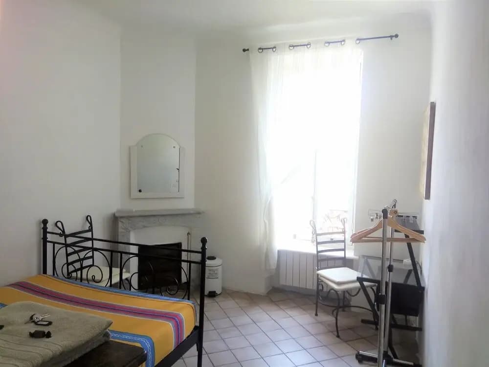 Nice Center Room - photo 3
