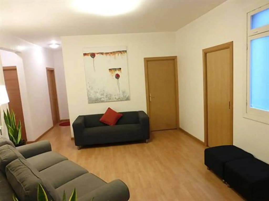 Super Balmes Guest House - photo 11